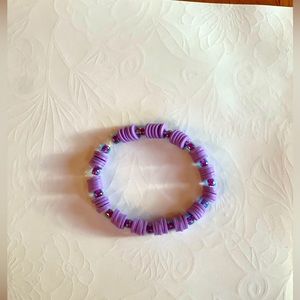 Hand crafted, mixed media stretch bracelet.